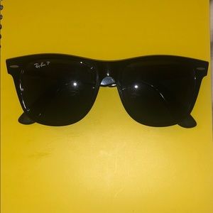 Classic Polarized Black Raybans